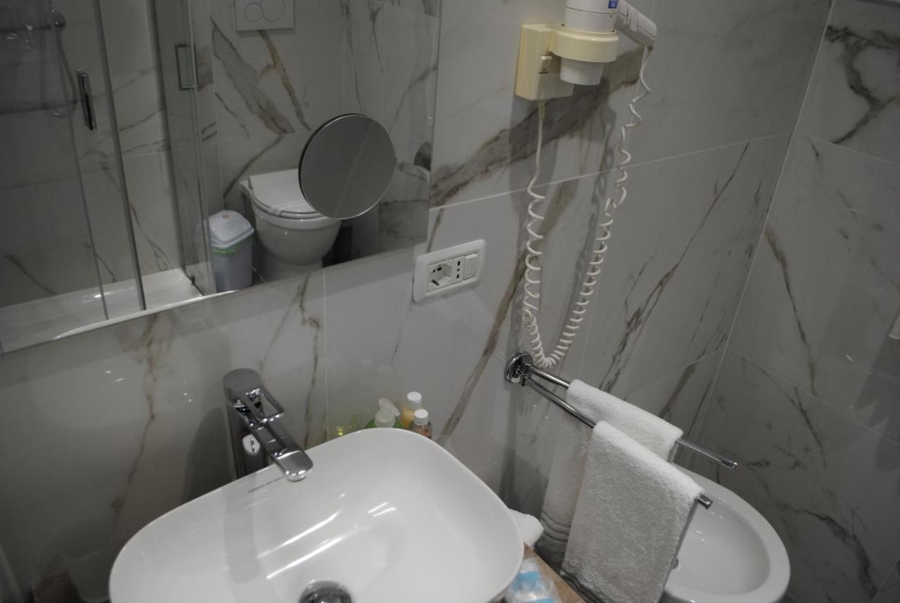 B&B Palazzo Sant'Alfano カターニア エクステリア 写真