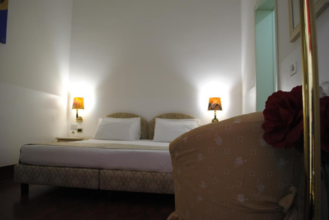 B&B Palazzo Sant'Alfano カターニア エクステリア 写真