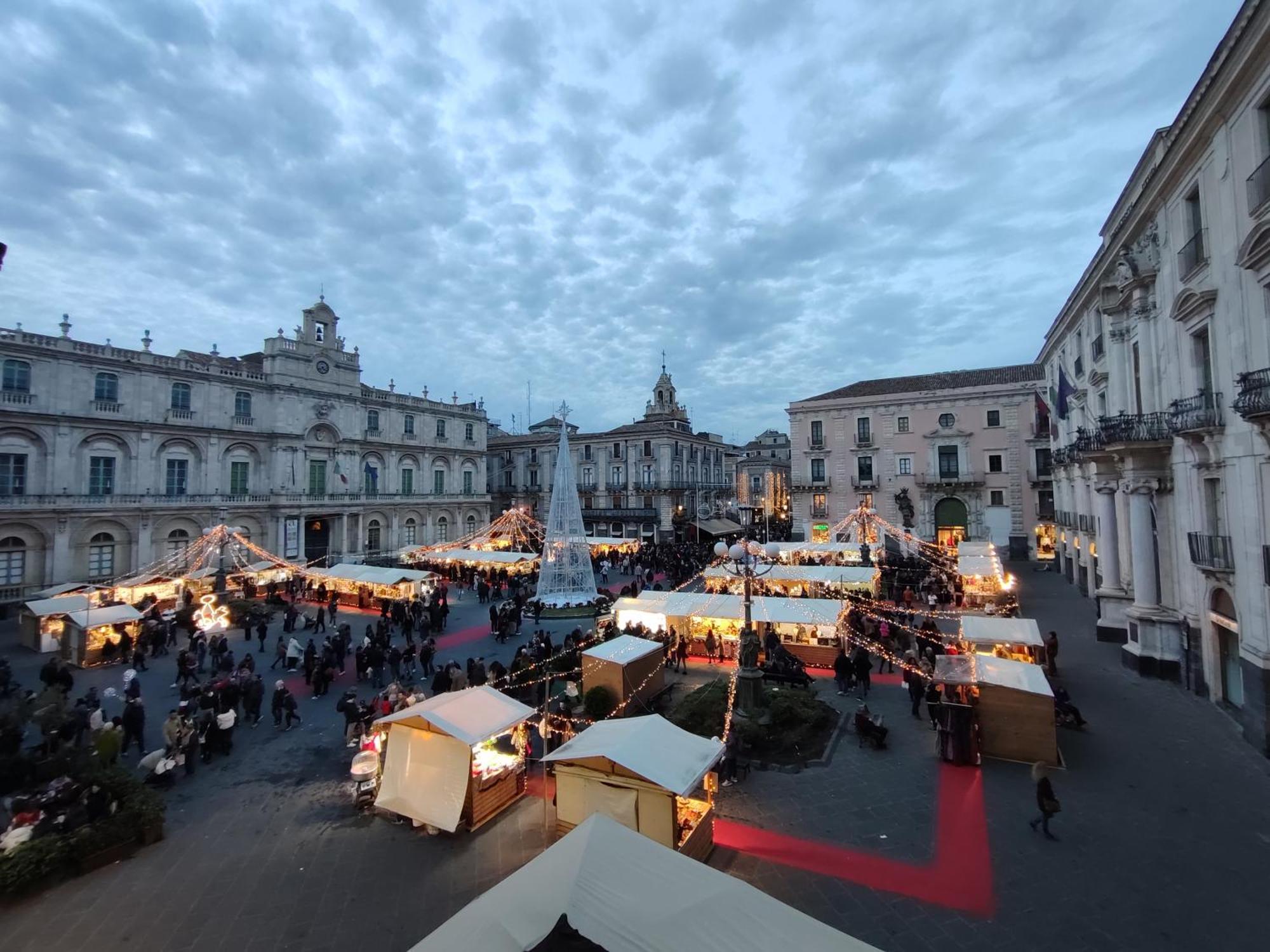 B&B Palazzo Sant'Alfano カターニア エクステリア 写真