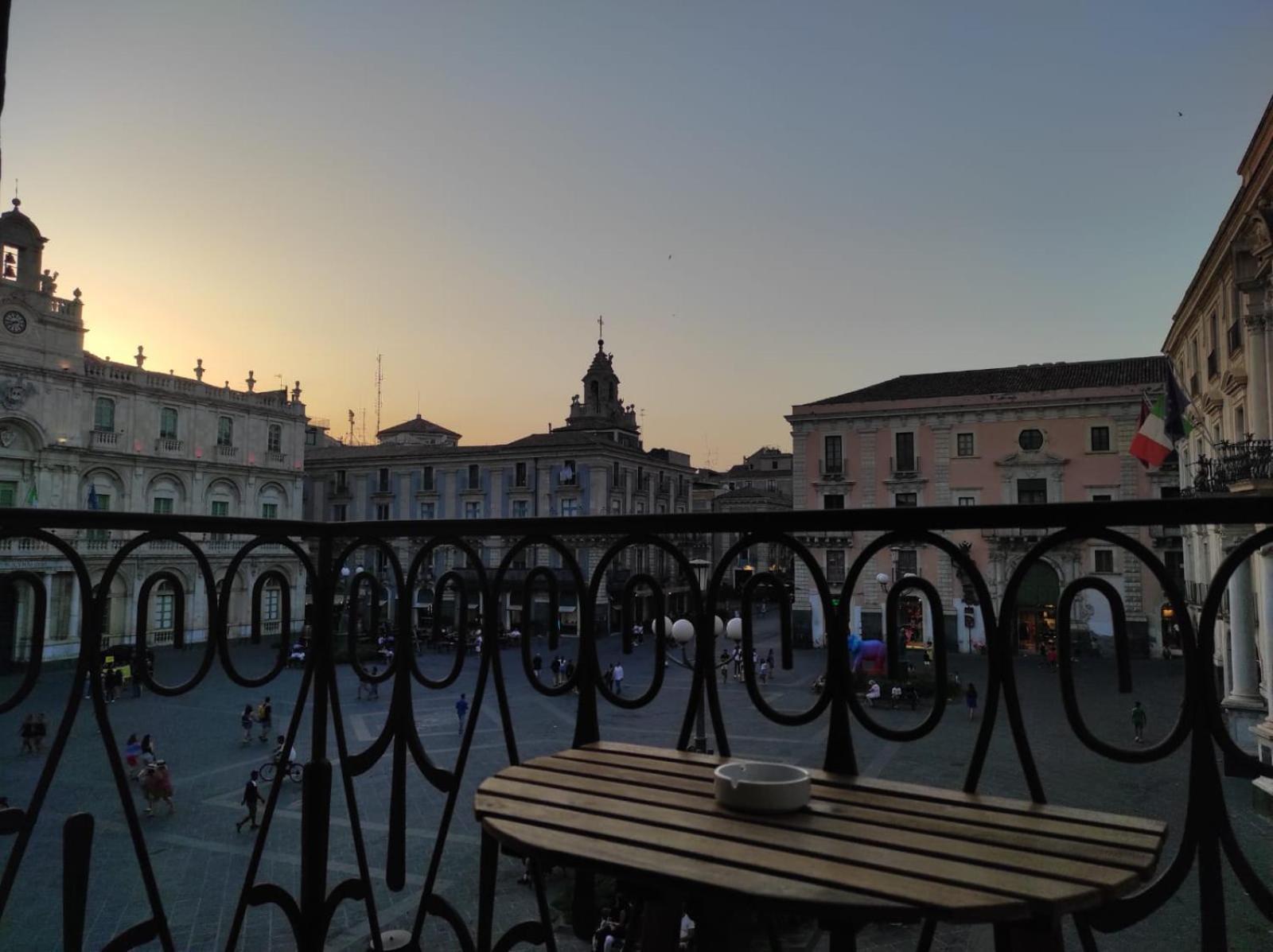 B&B Palazzo Sant'Alfano カターニア エクステリア 写真